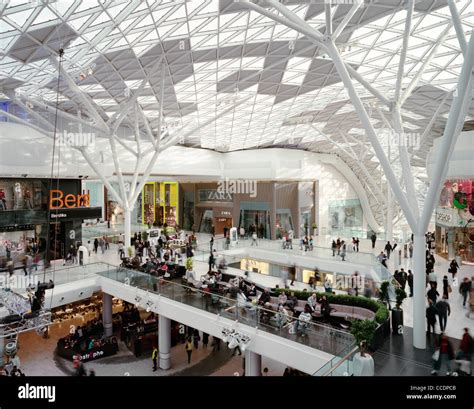 Westfield London Shopping Mall Interior Atrium Stock Photo Alamy