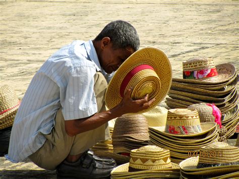 Gentleman Selling Hats In The Dominican Republic Dominican Republic Live Life Gentleman Straw