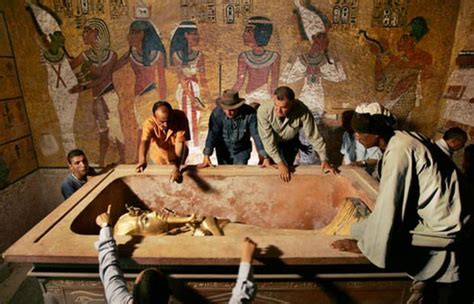 King Tut Unmasked Ancient Egyptian Art Egypt King Tut Tomb