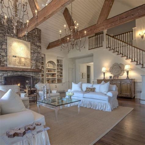 This is beneficial, especially during summer. Best 25+ Living room vaulted ceiling ideas on Pinterest ...