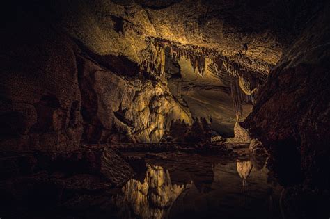 13 Tips For Gorgeous Cave Photography