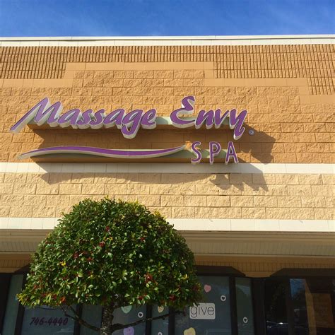 Massage Envy Therapists Accused Of 180 Sexual Assaults Werner Teal