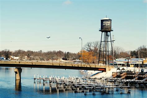 Pearl St Bridge Over The Fox River Mchenry Illinois Flickr