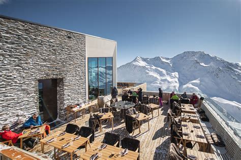 Winter wonderland on the Gütsch from 22 December Andermatt Swiss Alps