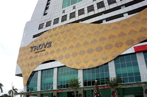 It contains 283 elegant rooms that strike a perfect balance between comfort and style. Hotels You Can Find in Johor Bahru | Causeway Link Holidays