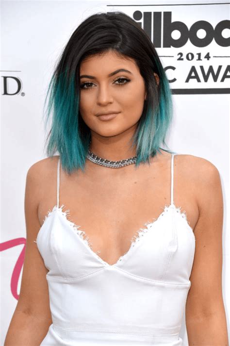 Kylie jenner (born kylie kristen jenner on august 10, 1997 in los angeles, california) is an american reality television personality, model, actress, entrepreneur, socialite and social media. Kylie Jenner Height and Weight Measurements