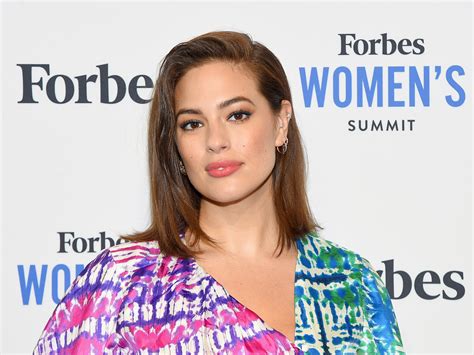 Ashley Graham Shares New Photos Of Her Postpartum Body See The Photos