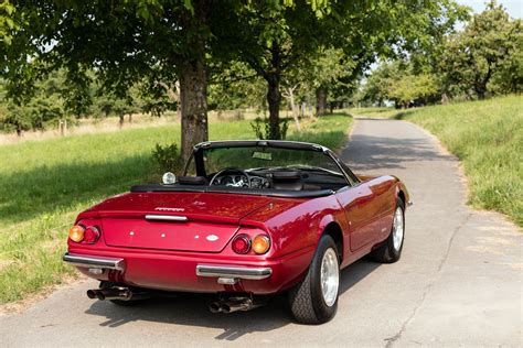 Ferrari 365 Gts4 Specs And Photos 1969 1970 1971 1972 1973 1974