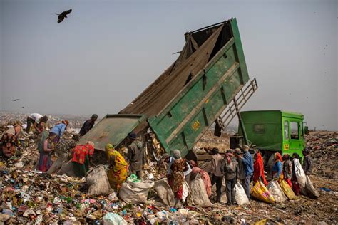 Rubbish Scavengers Who Help Keep Cities Clean Plead For Vaccine