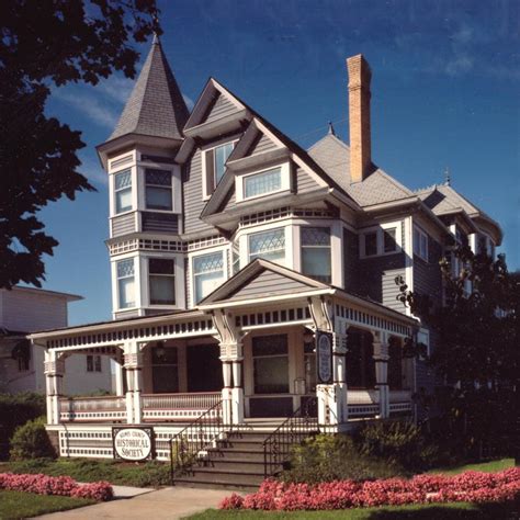 Victorian House Museum | Holmes County Chamber of Commerce