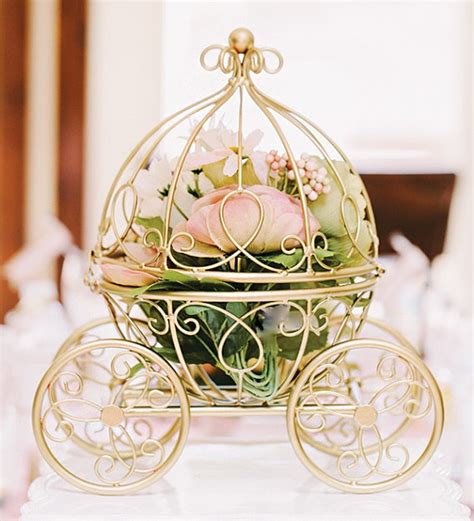 10 Table Decorations to Make Your Fairytale Wedding Dreams Come True