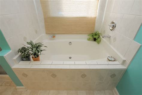 Bathtubsplus offers high end whirlpool tubs for sale. Whirlpool Tub For Sale: 709 Rainswood Ct., Clarksville, TN ...