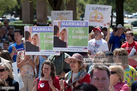 Alabama Gay Marriage Photos And Premium High Res Pictures Getty Images