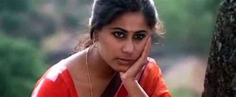 Remembering The Fabulous Smita Patil On Her Birthday We