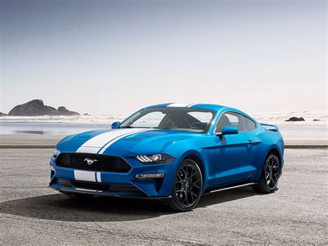 Motortrend scores are applicable only within each respective subclass.msrp does not include destination fee. 10 of the Best Sports Cars Under $30k | Autobytel.com