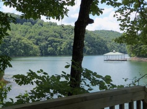 Cabin time around here includes boating, fishing and more boating on what water ski magazine ranks #1 for skiing east of the mississippi: Norris Lake Cabin Rentals Other Side of the Mountain, New ...