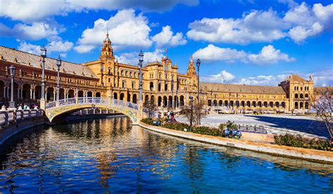 Descubre La Ciudad De Sevilla Y El Turismo Responsable