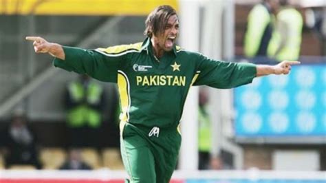 shoaib akhtar denies rumors about a biopic based on his life lens