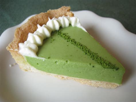 Maybe you would like to learn more about one of these? Matcha Chocolate Mousse Tarte | Dessert ideen, Japanische ...