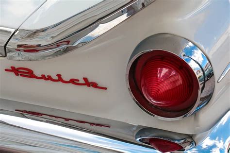The right coverages for the right price. Buick Car Insurance Quotes in Ontario - QuoteFinder.ca