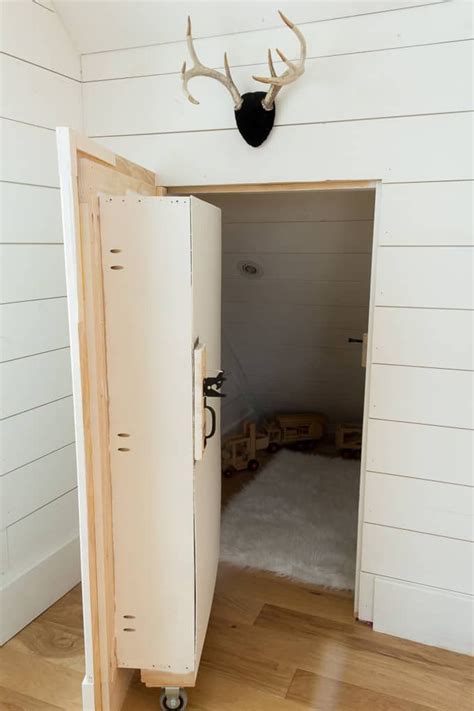After all, hidden bookcase doors are a lot more complicated than an ordinary door—there are a lot of variables, both in design and construction, especially i've also seen cabinet shops build these types of doors, using euro hinges. DIY Hidden Doorway Bookcase - Bright Green Door # ...