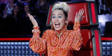 The 15 Craziest Outfits Miley Cyrus Wore On The Voice The Voice Season 11