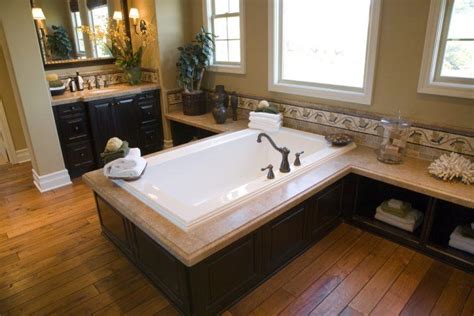Waterproof and comfortable underfoot, it's an excellent choice for the. 20 Beautiful Bathrooms With Wood Laminate Flooring