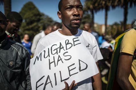 Zimbabwe La Police Empêche Une Manifestation Anti Mugabe Dans Harare