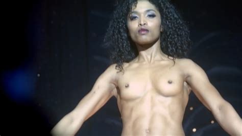 Nude Video Celebs Sara Martins Nude Pigalle La Nuit S
