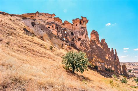 Some Very Pretty Rock Formations In The Middle Of A Desert Area With