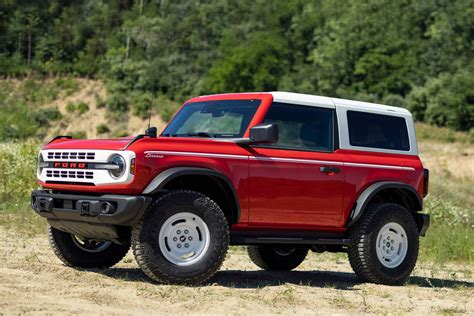 2023 Ford Bronco Heritage Edition Suvs Uncrate