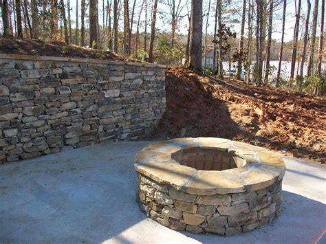 Whether you want inspiration for planning an outdoor with a fire pit renovation or are building a designer outdoor from scratch, houzz has 55,833 images from the best designers, decorators, and architects in the country, including coates design architects seattle and outdoor dreams. Natural stone firepit Lake Jackson, Ga by Bailey ...