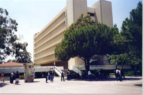 Pictures Of Uc Irvine Campus Buildings