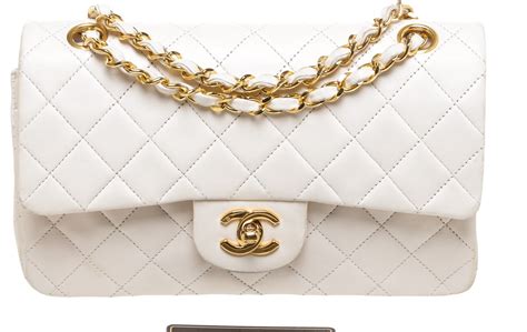 4000 Chanel Classic White Quilted Lambskin Small Vintage Shoulder Bag