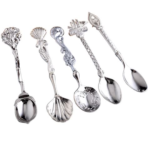 5pcs Coffee Spoon Royal Style Antique Graceful Shape Alloy Table Spoon For Home Coffee Bar
