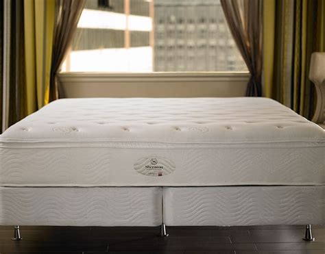 We tested each mattress for a minimum of three nights, taking into consideration comfort, support, durability, value for money and what kind of. 11 Best Hotel Beds - Where to Buy that Hotel Mattress You ...