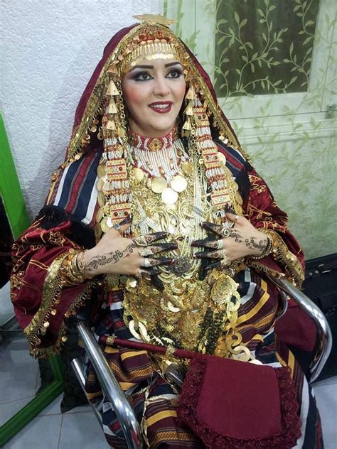 Pin By Angelique Zorgui On Tunisie Tunisia Traditional Outfits