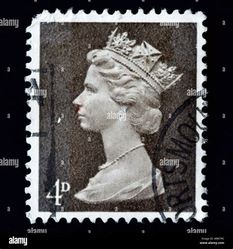 Great Britain Postage Stamp Pre Decimal Queen Elizabeth Ii Stock