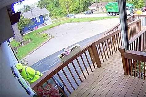 Sanitation Worker Caught On Camera Going Out Of His Way For 88 Year Old