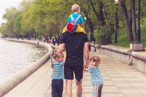 Walking With Your Kids Through Grief Parent Cue