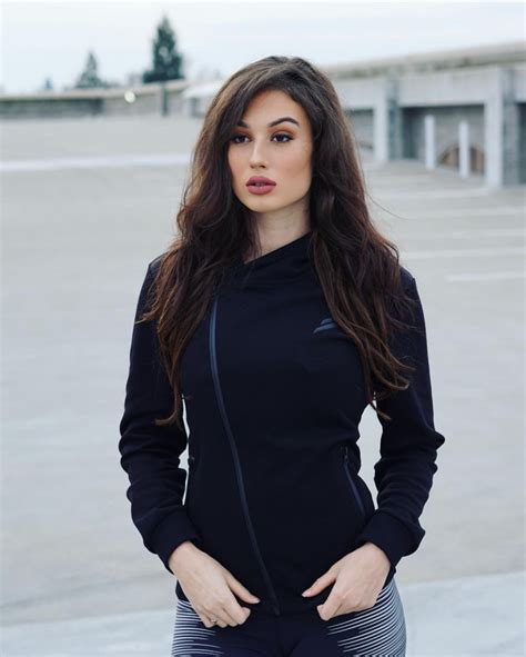 Fitness enthusiast and model who has earned more than 800,000 followers to her instagram account. Bianca Kmiec Age, Weight, Height, Eyes Color, Birthday ...