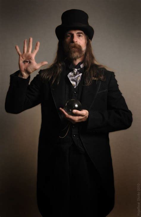 Available to members 18 + 352 views. Dr. Dragonfly, by YogaBear Studio (con imágenes)