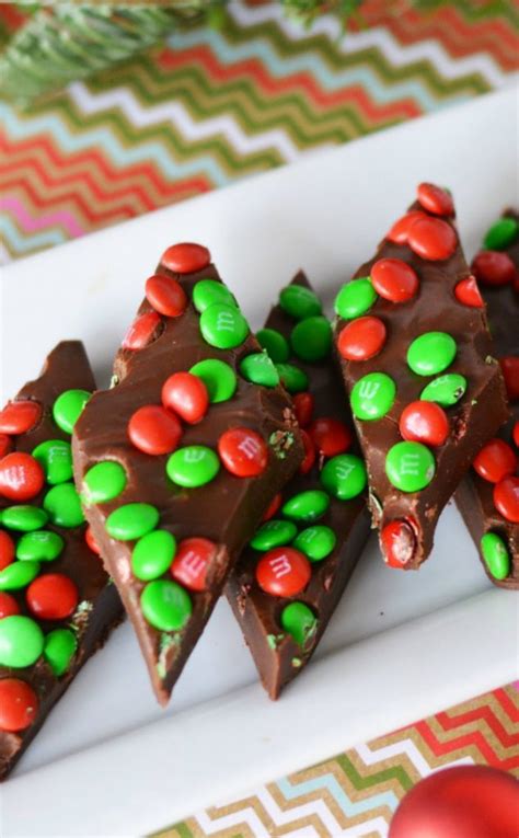 Yummy christmas candy recipes to enjoy! Easy Christmas Candy Fudge