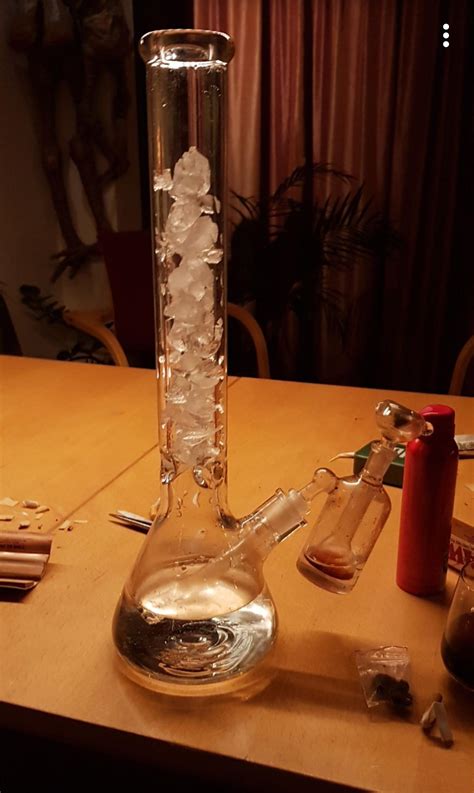 Got This Beautiful 9mm Thick Bong For Just €40 R Chinaglass