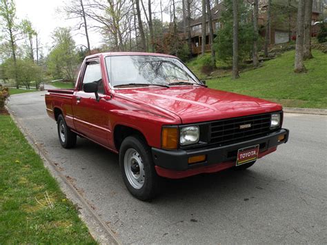 Almost A Classic 1986 Toyota Hilux Dailyturismo