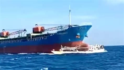Kapal Kargo Tabrak Perahu Nelayan Di Laut Takalar 15 Abk Selamat