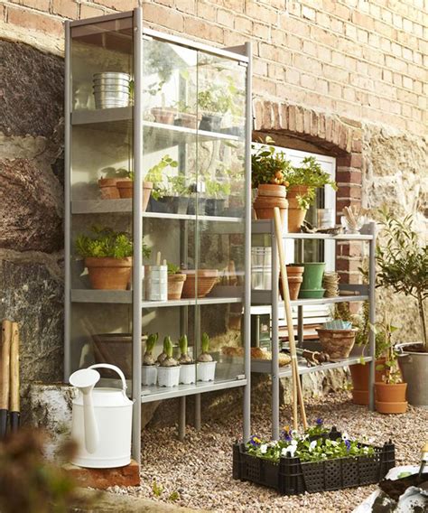 When your space is small, don't feel that you have to shove a plant into every last square inch of ground. 46 small garden ideas - decor, design and planting tips ...