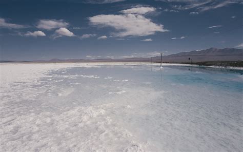 Lose Yourself In The Vastness Of The Salinas Grandes Salt Flat Evaneos
