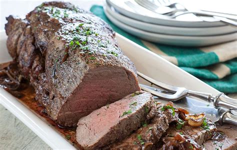 Covering the beef tenderloin in a salt crust makes roasting it easy and fast, which leaves me with plenty of time to make delicious side dishes. Traditional Christmas Prime Rib Meal : 20 Best Prime Rib ...