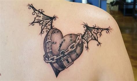 The 9 Best Broken Heart Tattoos In 2023 Ideas And Meaning